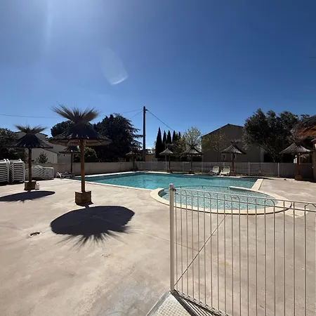 Hébergement de vacances 6p Résidence Avec Piscine à *