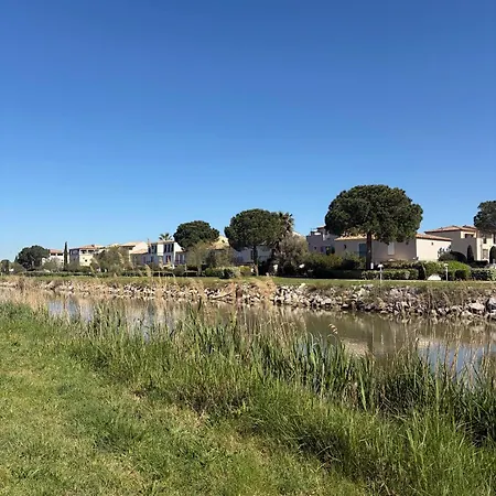 6p Résidence Avec Piscine à Aigues-Mortes