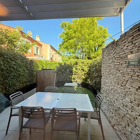 6p Résidence Avec Piscine à * Aigues-Mortes