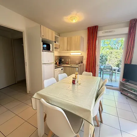 6p Résidence Avec Piscine à *